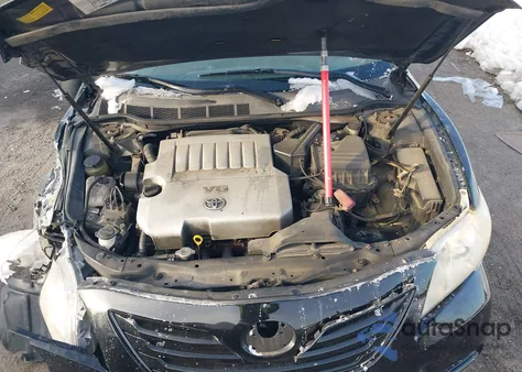 2007 Toyota Camry Le V6 z USA, uszkodzony, nr VIN JTNBK46K573005170